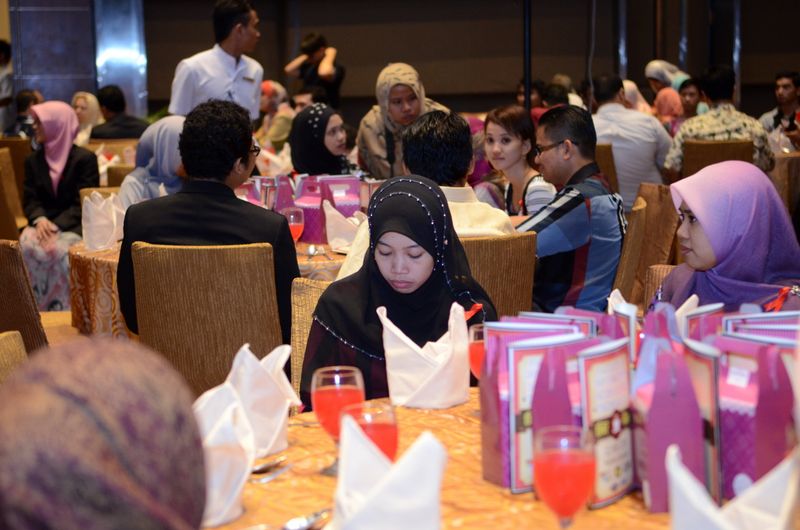 Hi tea alumni  14  101